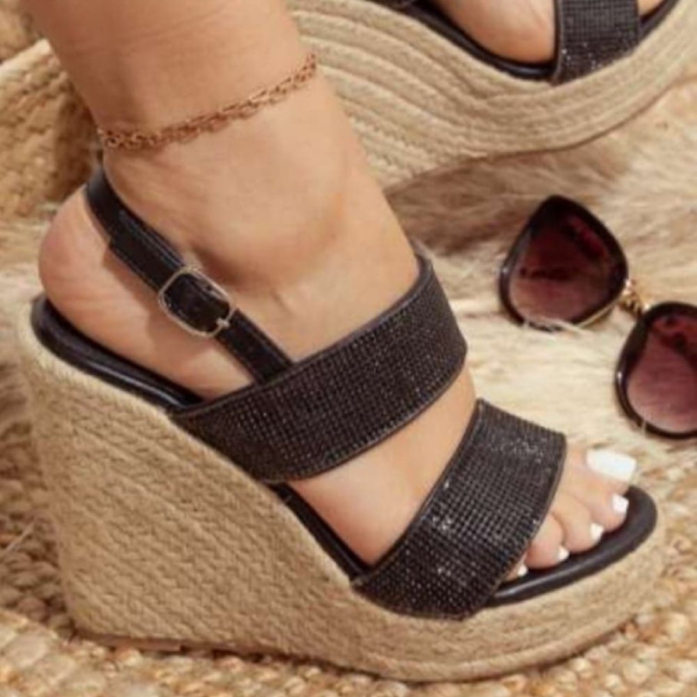 Party Time Black Wedges